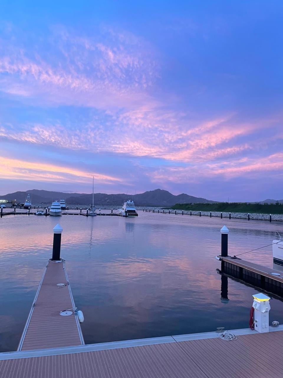 Tamarindo Beach, Prime Location, Fantastic Watersalt Pool & Cold Plunge, Family & Friends 外观 照片
