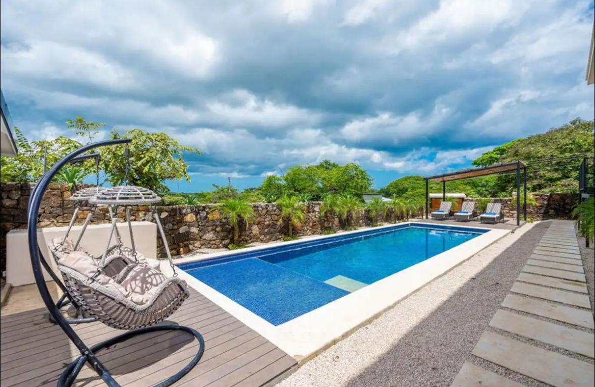 Tamarindo Beach, Prime Location, Fantastic Watersalt Pool & Cold Plunge, Family & Friends 外观 照片