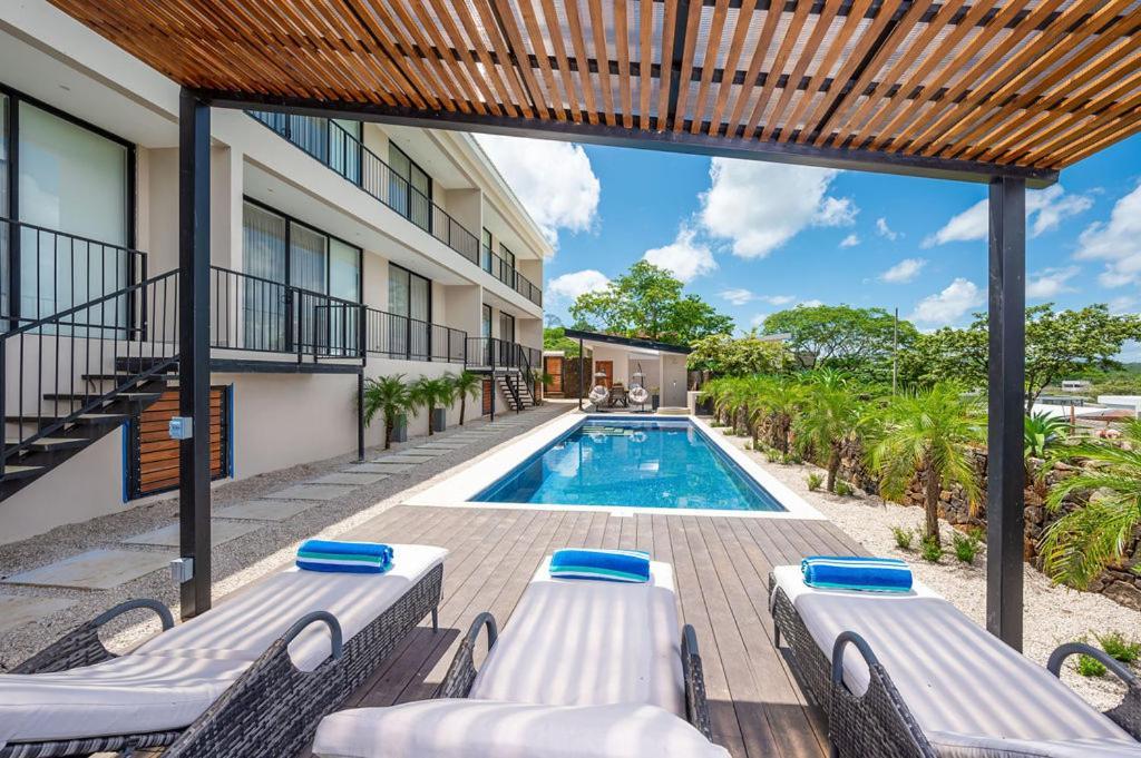 Tamarindo Beach, Prime Location, Fantastic Watersalt Pool & Cold Plunge, Family & Friends 外观 照片